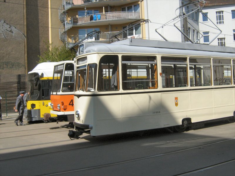Drei Strassenbahngenerationen am Hackschen Markt, 19.4.2009