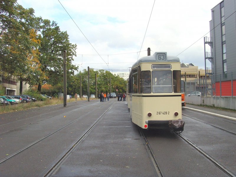 Heckansicht REKO-Zug (2. Beiwagen) in der Schleife Langenbeckstrasse, Berlin Oktober 2009