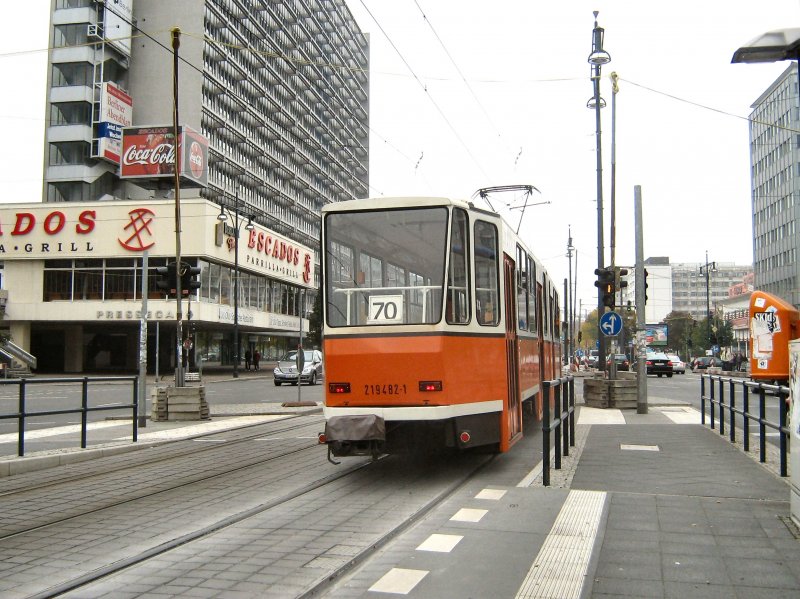 Heckansicht Tw 482 (TATRA KT4D), Berlin 12.10.2008
