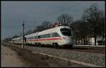 Tz 1180  Darmstadt  fuhr nach Blankenburg zum Kopfmachen kam wenige Minuten spter auf dem gleichen Gleis zurck (411 080-4, Berlin Pankow-Heinersdorf 31.03.2010)