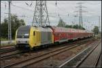 NOB ER 20-011 mit dem ILA-Shuttlezug kurz vor dem Endbahnhof Bln.-Lichtenberg (NVR-Nummer: 92 80 1223 011-8 D-DISPO, gesehen Berlin Friedrichsfelde Ost 13.06.2010)