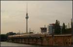 DB 401 073-2 fhrt zum nchsten planmigen Halt nach Ostbahnhof (gesehen Berlin Jannowitzbrcke 24.09.2010)