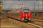 DB Regio 442 325 als RE7 nach Wnsdorf-Waldstadt am 07.04.2013 in Berlin Schnefeld Flughafen