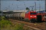 DB Schenker 152 079 mit Kesselwagen-Zug am 07.07.2013 in Berlin Schnefeld Flughafen