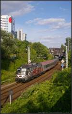 DB AutoZug 115 509  80 Jahre Auto im Zug  mit einem Kreuzfahrer-Zug am 19.07.2013 Hhe Berlin Storkower Strae