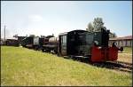 100 755-8 steht mit einem Bahndienstzug auf einem der Gleise des Vereinsgelndes (ex DR, Dampflokfest im Traditionsbahnbetriebswerk Stafurt, gesehen Stafurt-Leopoldshall 05.06.2010)