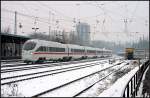 DB Fernverkehr 411 077-1  Rathenow  (Tz 1177) kommt gerade vom Bw Rummelsburg (Berlin Greifswalder Str, 30.12.2009)