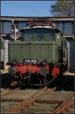 DR E 94 056 / 254 056 zeigt sich den Besuchern beim Bw-Fest am 10.10.2010 an der Drehscheibe in Lutherstadt Wittenberg.