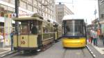 Tw 10 und Flexity am Endpunkt der Linie M2, Juli 2009