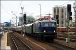 MEG E 18 047 / 118 047 mit DPE 37994 nach Bergen auf Rügen in Berlin Ostbahnhof, 27.06.2009 (NVR-Nummer 91 80 6 118 047-0 D-MEG)