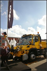 InnoTrans 2016 in Berlin: Auf Basis des neuen Unimog U 423 hat die Firma Zagro ein Rangierfahrzeug für Anhängelasten bis 1000t entwickelt.