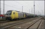 RTS ER 20-004 mit Kessel Richtung Rathenow (NVR-Nummer: 92 80 1223 004-3 D-DISPO, gesehen Stendal 25.03.2011)