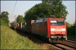 KW 25/78917/railion-logistics-152-117-8-mit-container RAILION Logistics 152 117-8 mit Container Richtung Lehrte (gesehen Lehrte-Ahlten b. Hannover 24.06.2010)